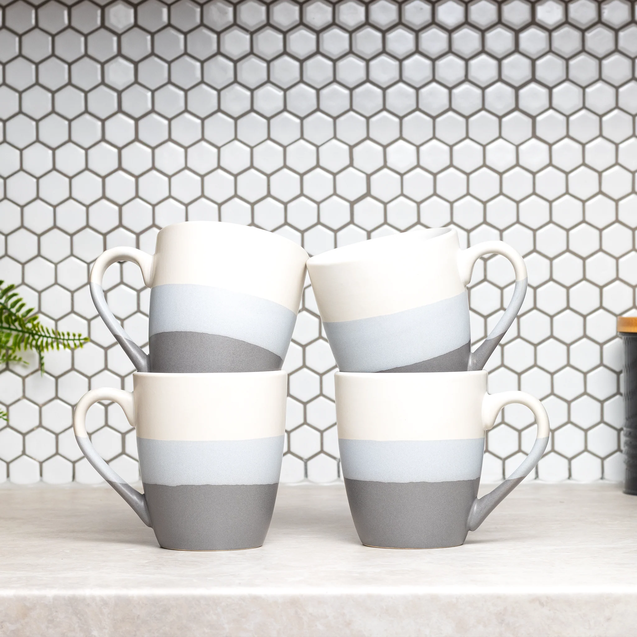 16-Piece Tri-Colour Stoneware Dinner Set Plates, Bowls and Cups - Image 3
